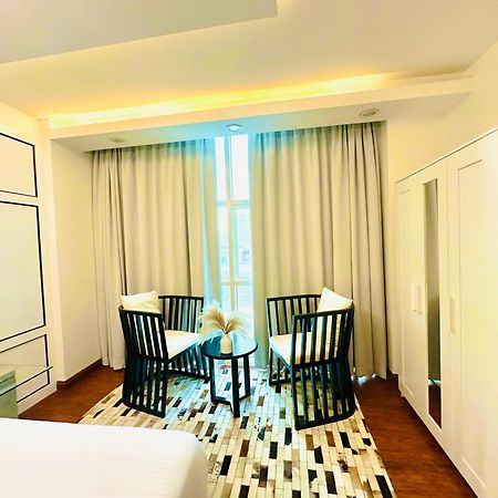 Saxophone Suites Al Al Muharraq Exterior foto
