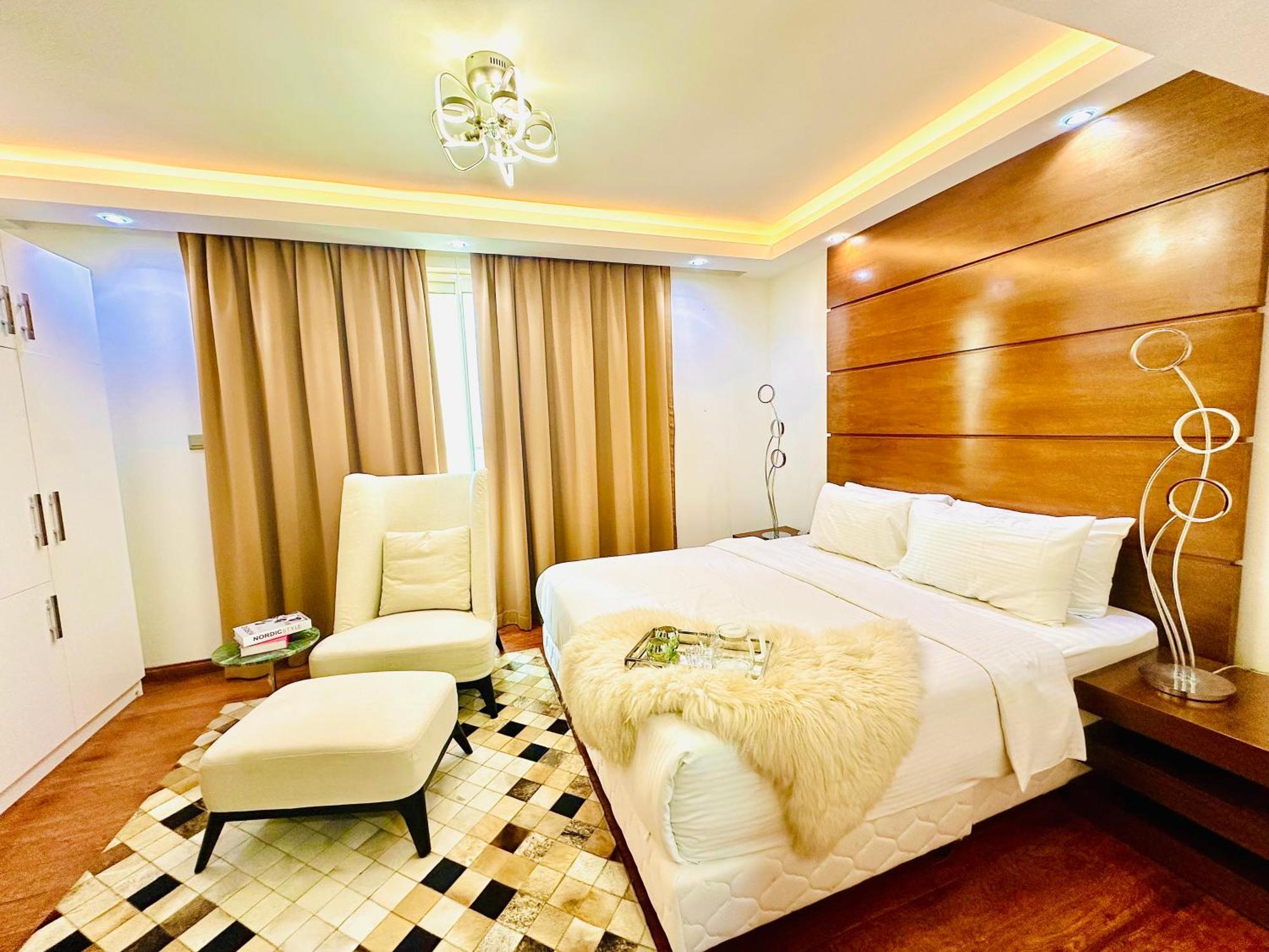 Saxophone Suites Al Al Muharraq Exterior foto