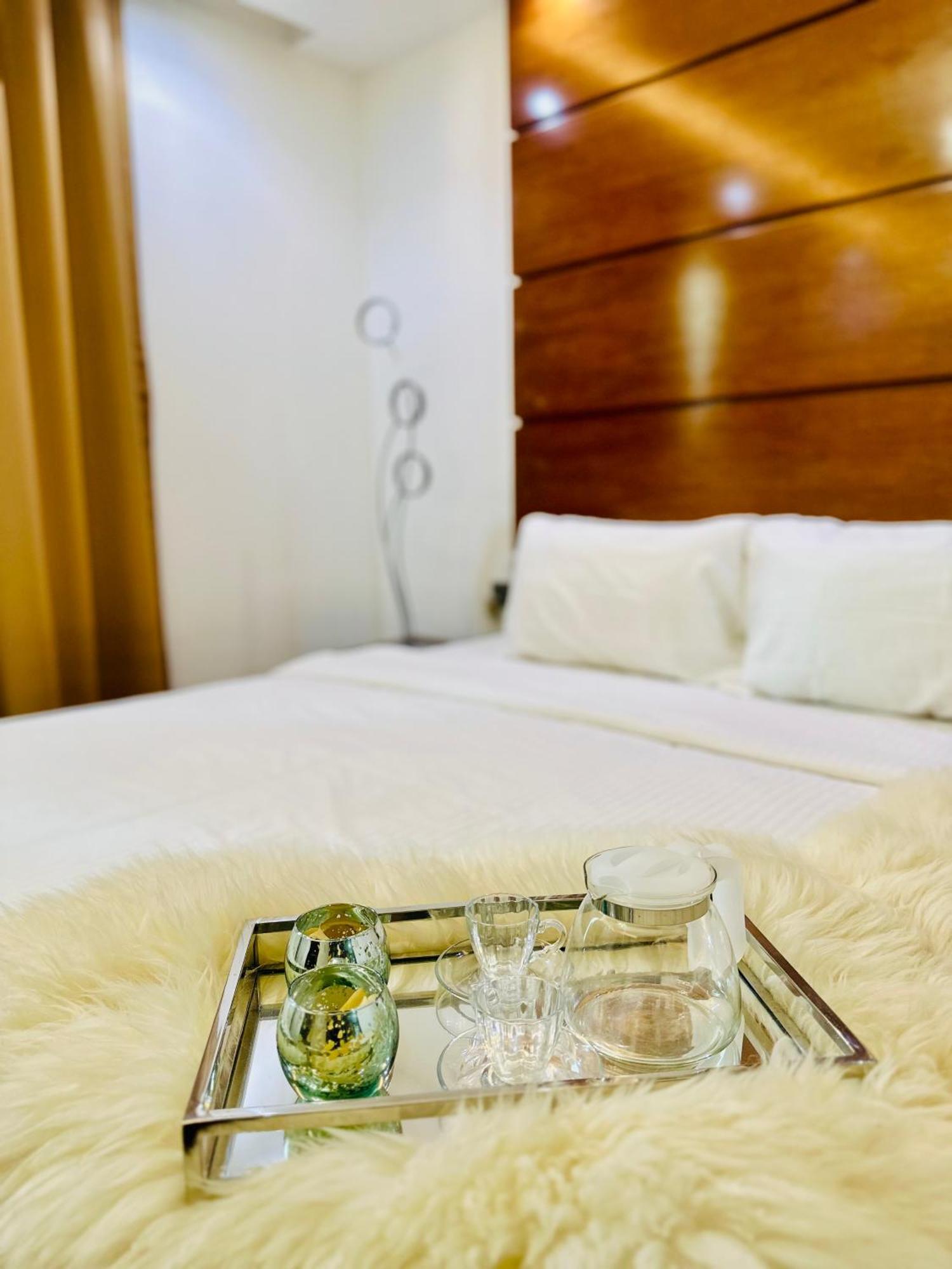 Saxophone Suites Al Al Muharraq Exterior foto