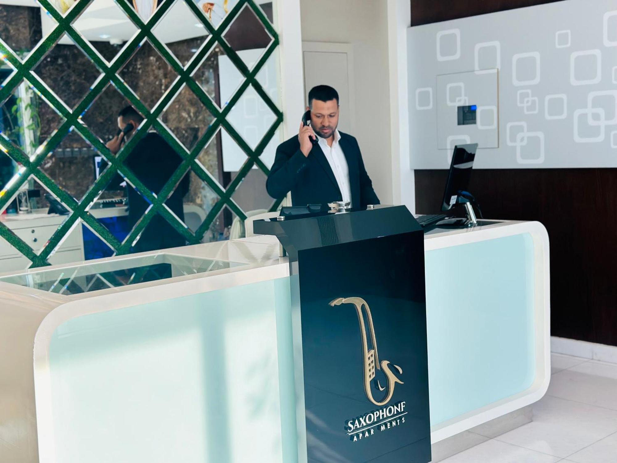 Saxophone Suites Al Al Muharraq Exterior foto