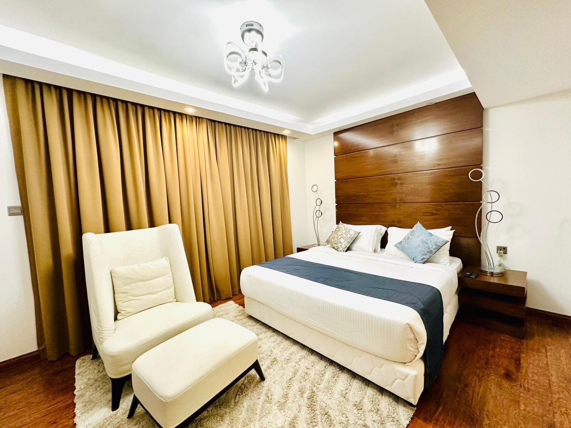 Saxophone Suites Al Al Muharraq Exterior foto